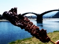 Kintai bridge with skewered meat：錦帯橋と牛串